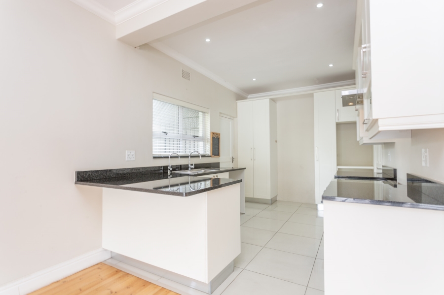 To Let 3 Bedroom Property for Rent in Plumstead Western Cape